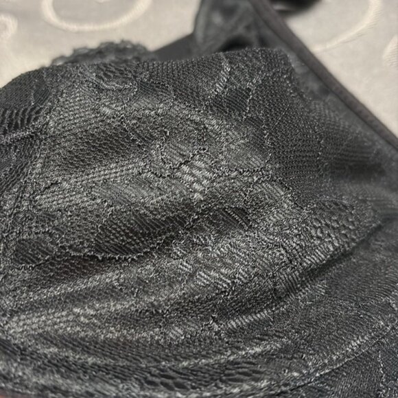 Bali womens blackwiredno padding lace floral print size 36D - Picture 3 of 7